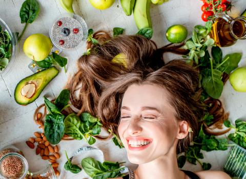 Los 7 mejores súper alimentos para el crecimiento del cabello