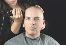 ¿Obligado a afeitarse la cabeza debido a la caída del cabello?  – Últimas noticias / actualizaciones sobre trasplantes de cabello