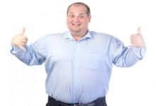 ¿Los hombres obesos se quedan calvos con menos frecuencia?